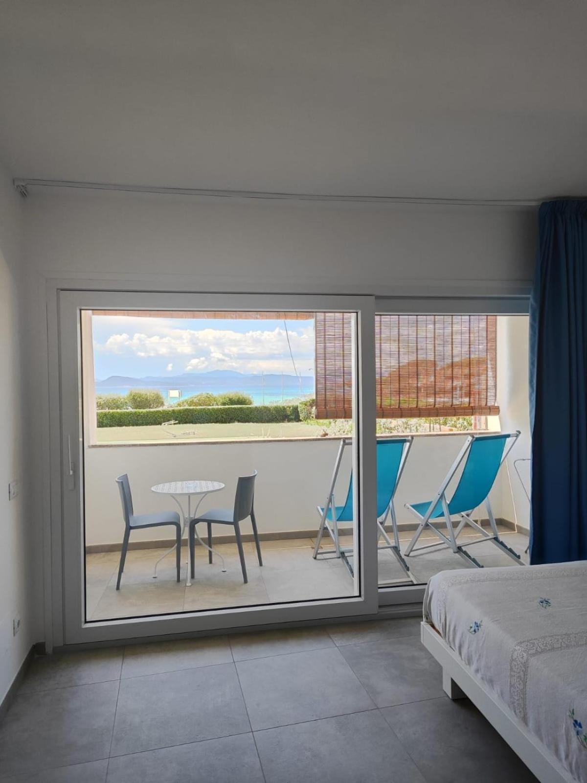 Rooms, Affittacamere Maksim กอลโฟอารันชี ภายนอก รูปภาพ