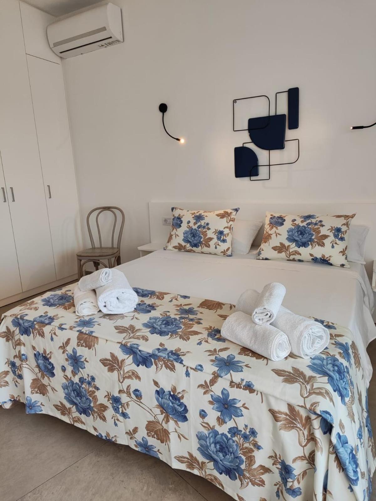 Rooms, Affittacamere Maksim กอลโฟอารันชี ภายนอก รูปภาพ