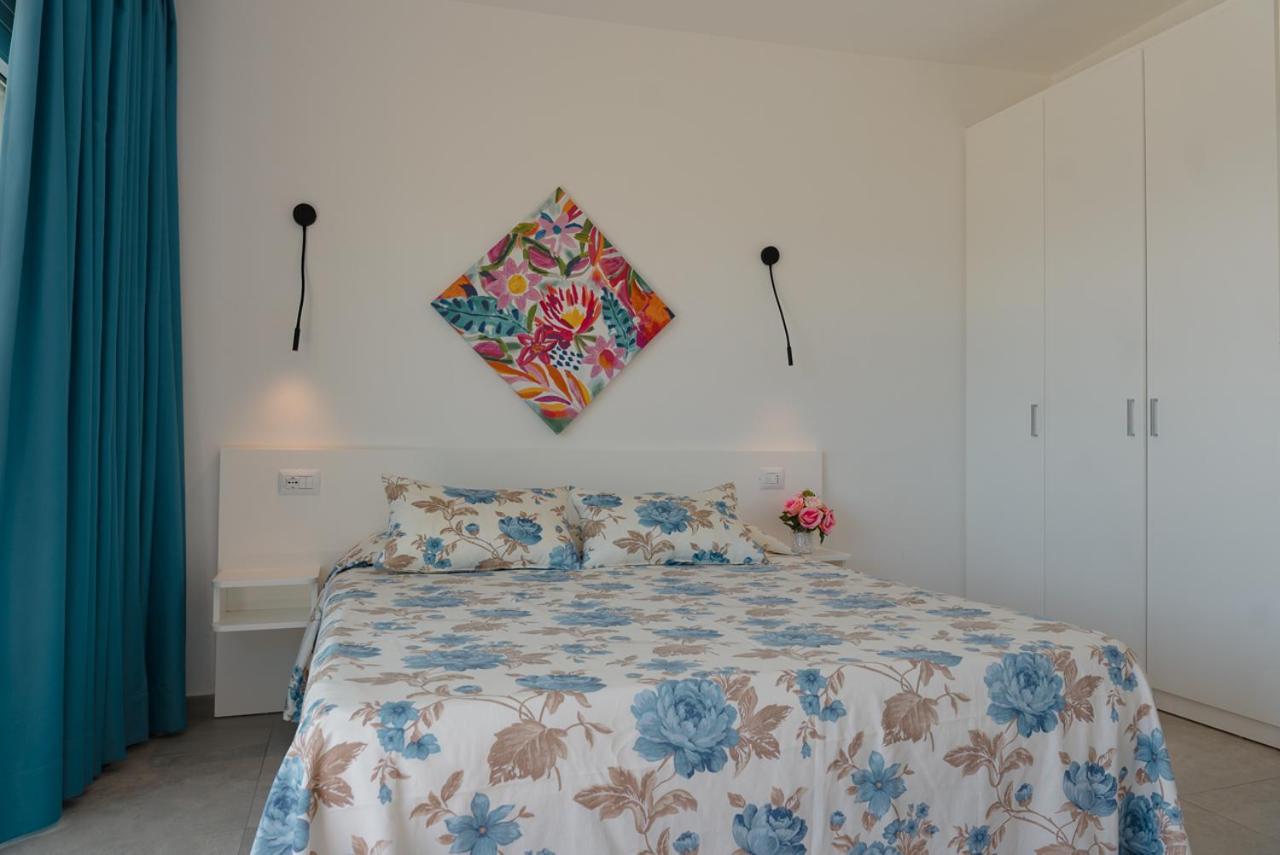 Rooms, Affittacamere Maksim กอลโฟอารันชี ภายนอก รูปภาพ