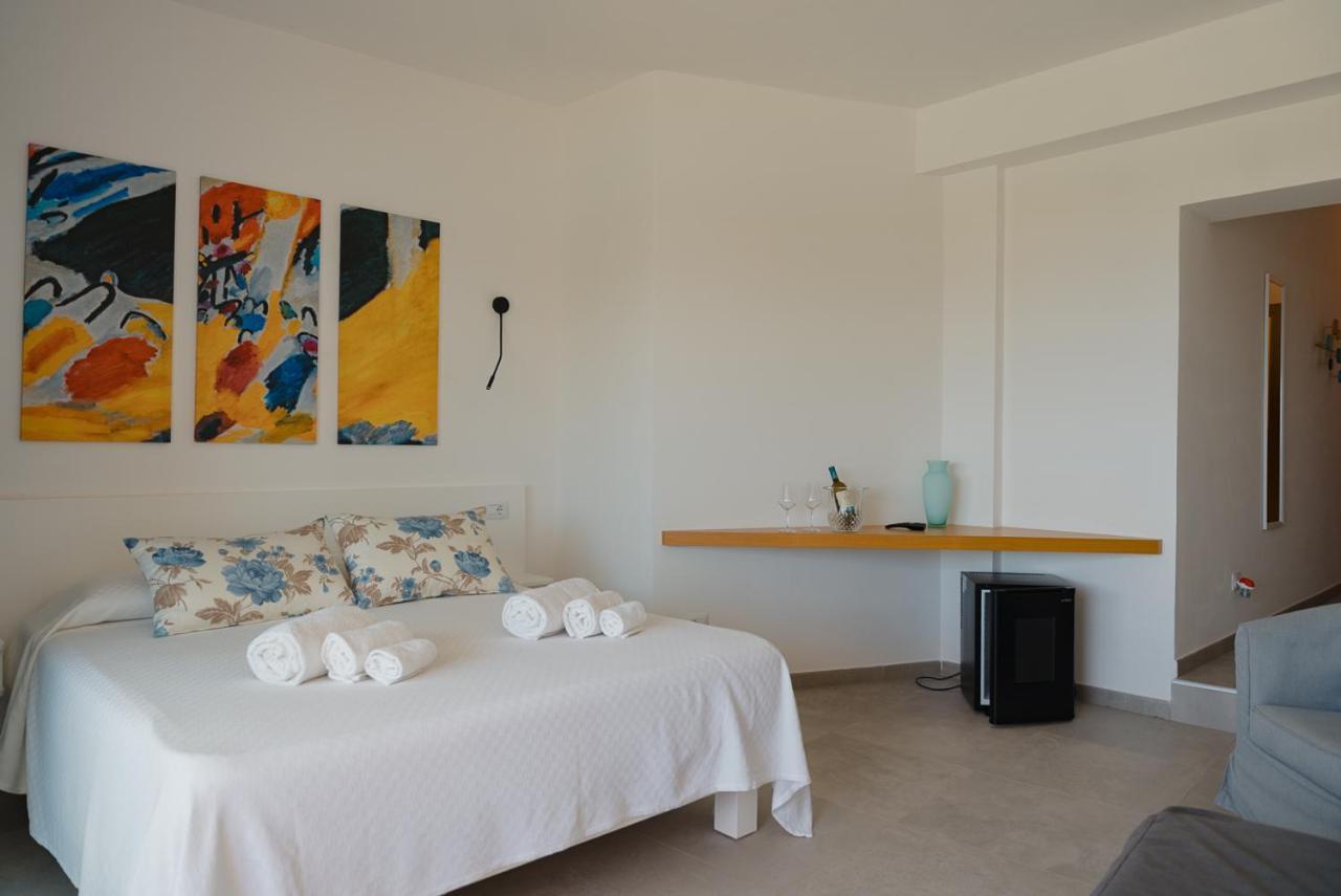 Rooms, Affittacamere Maksim กอลโฟอารันชี ภายนอก รูปภาพ