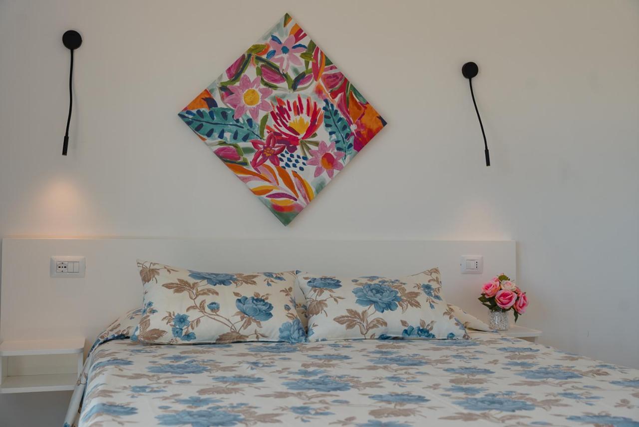 Rooms, Affittacamere Maksim กอลโฟอารันชี ภายนอก รูปภาพ