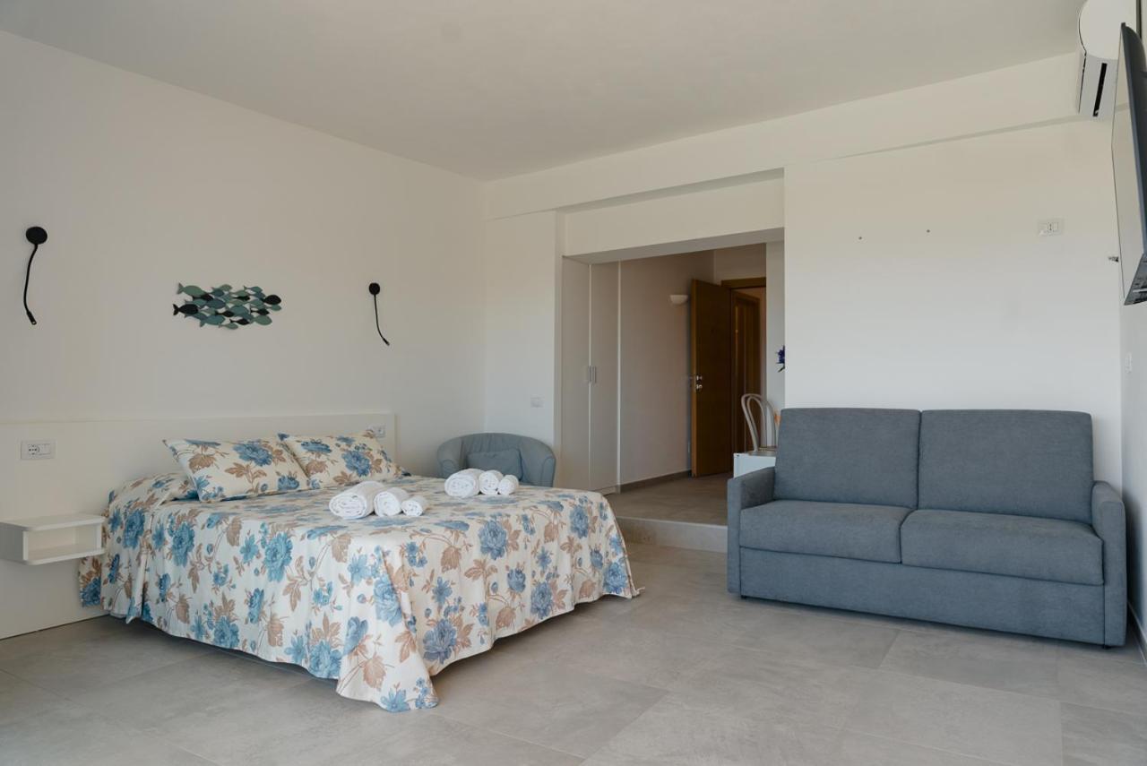 Rooms, Affittacamere Maksim กอลโฟอารันชี ภายนอก รูปภาพ